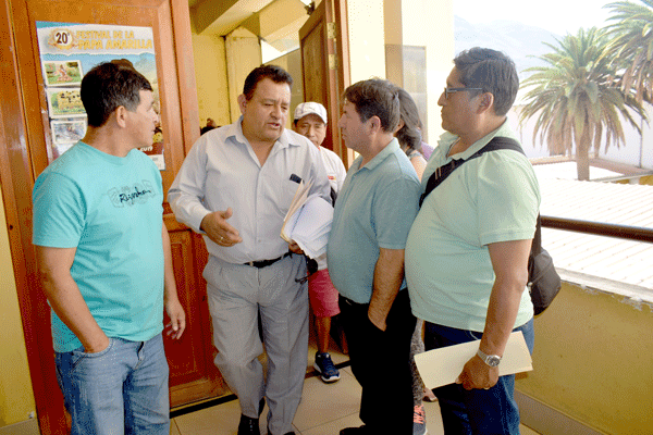 Municipalidad no acepta petición de los feriantes