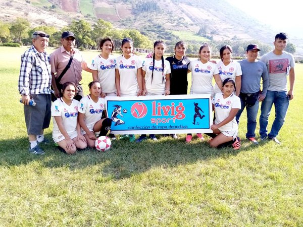 Fútbol femenino: León de Huánuco arranca ganando