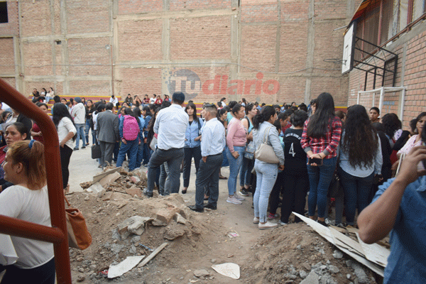 Anuncio de cierre de Uladech en Huánuco preocupa a estudiantes