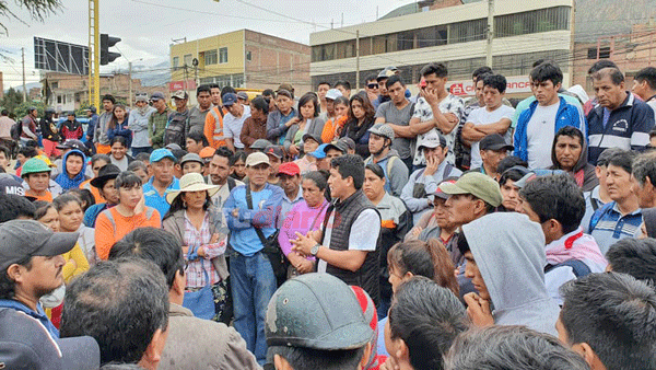 Construcción civil exige cumplir normas en obras de la Unheval