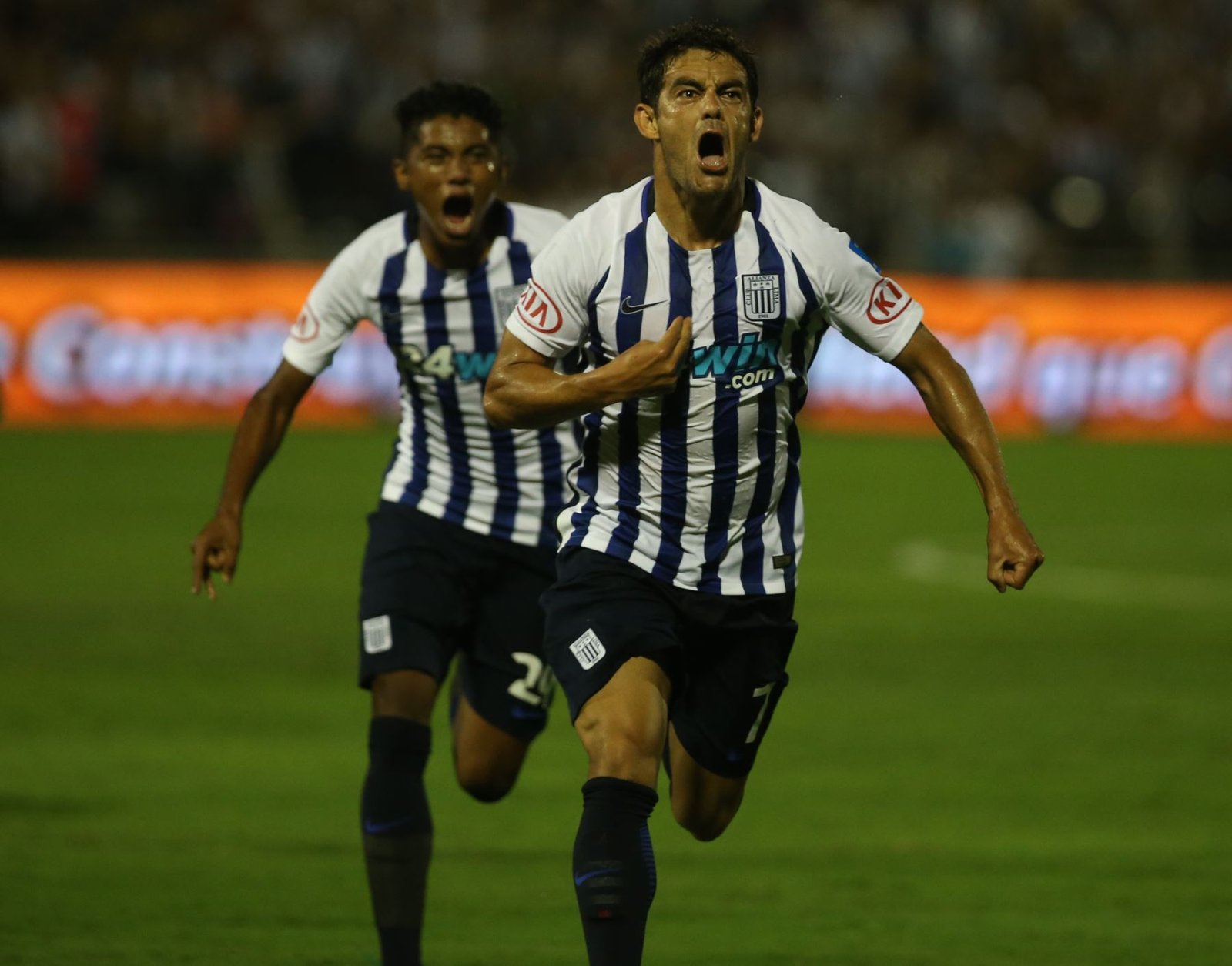 Alianza Lima organizará torneo de fútbol en línea para sus hinchas