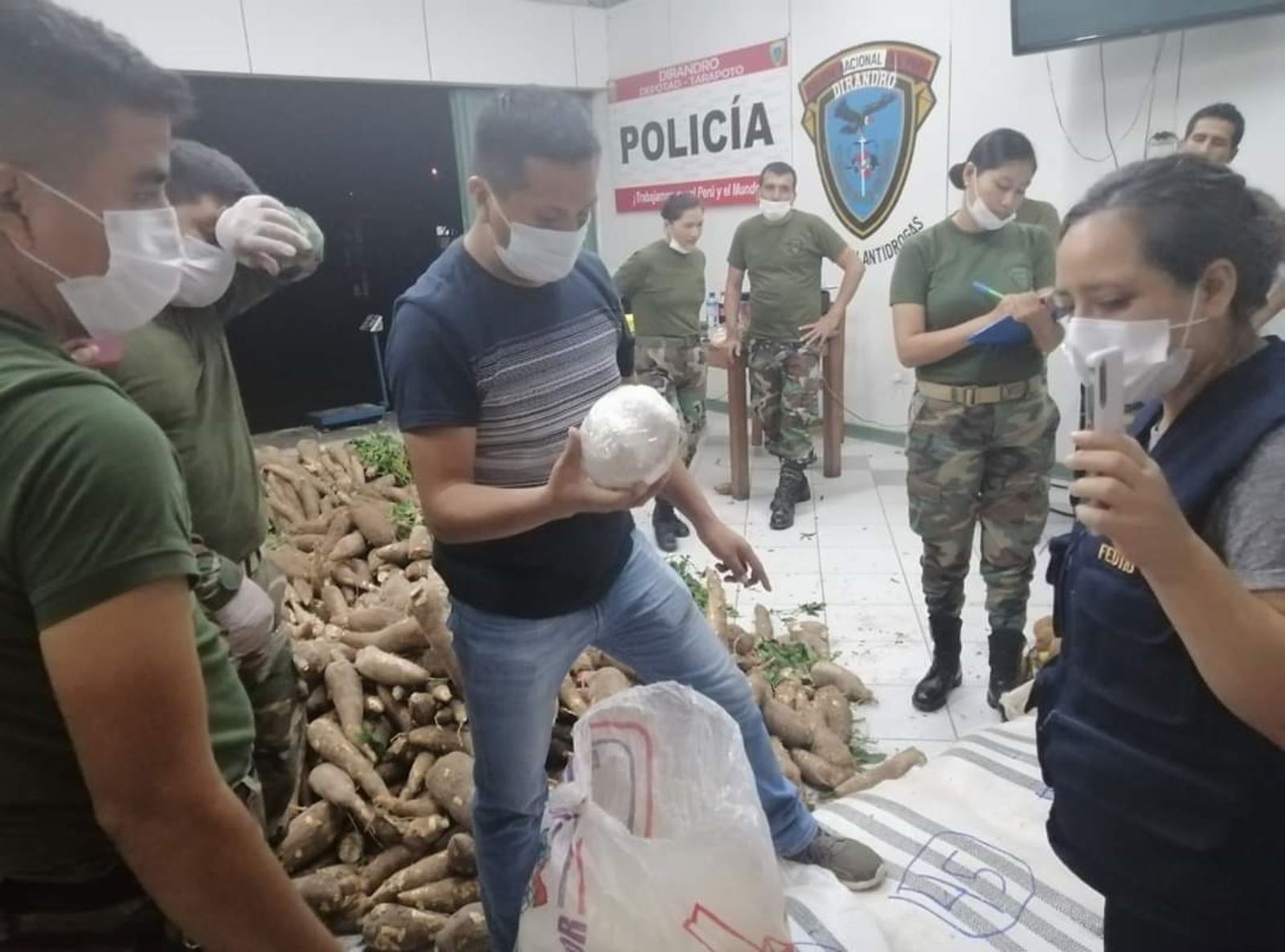 Aprovechaban estado de emergencia para trasladar 32 kilos de droga entre sacos de yuca