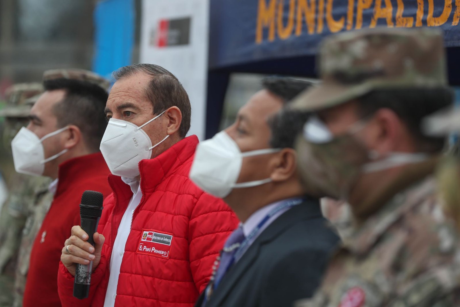 Ministro de Defensa: Somos respetuosos de las decisiones del Congreso