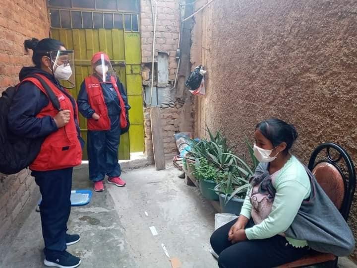 Desesperada mujer busca a sus hijos de 3 y 6 años que habría sido raptado por su expareja