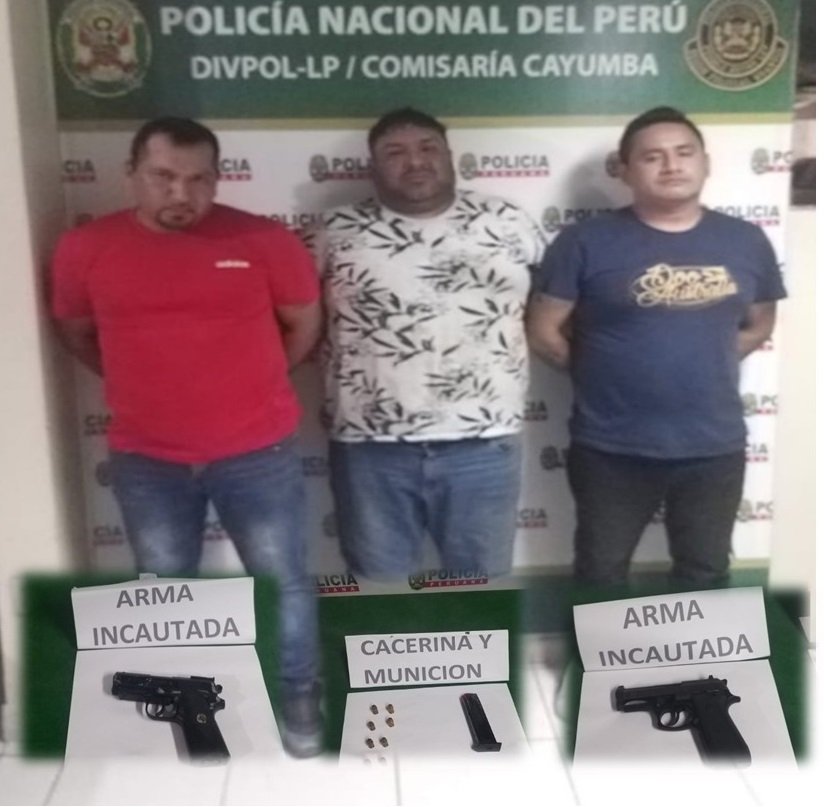 Sorprenden a chofer y pasajeros portando armas de fuego