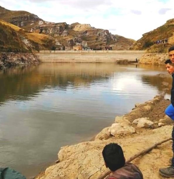 Cuatro amigos mueren ahogados en represa de Pururucun en Singa