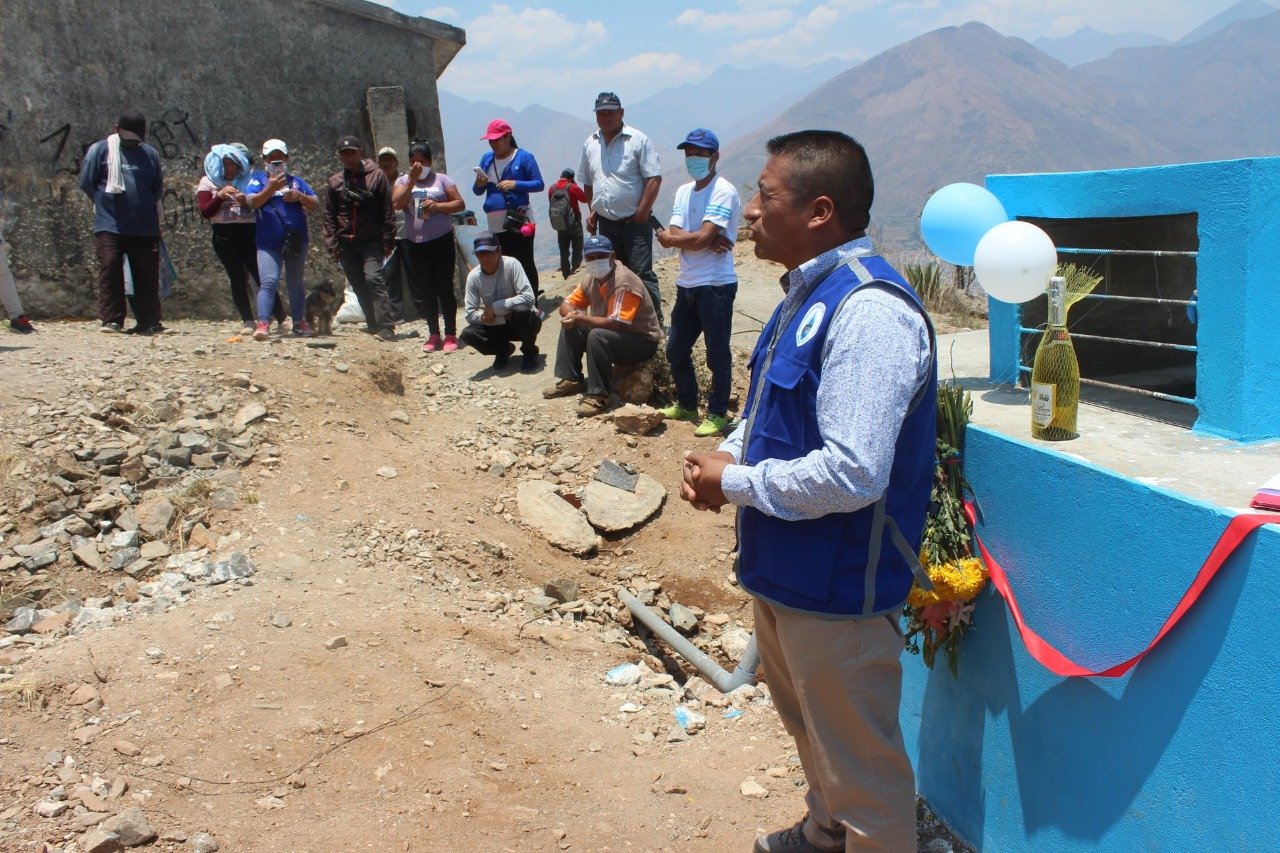 Emapa San Luis instala clorador de agua potable en el cerro San Cristóbal