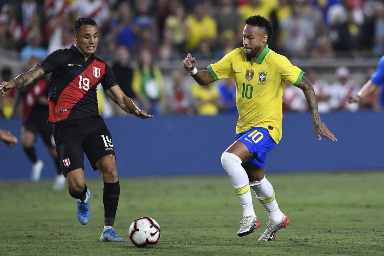 Yoshimar Yotún asegura que se entregarán al máximo por ganarle a Brasil