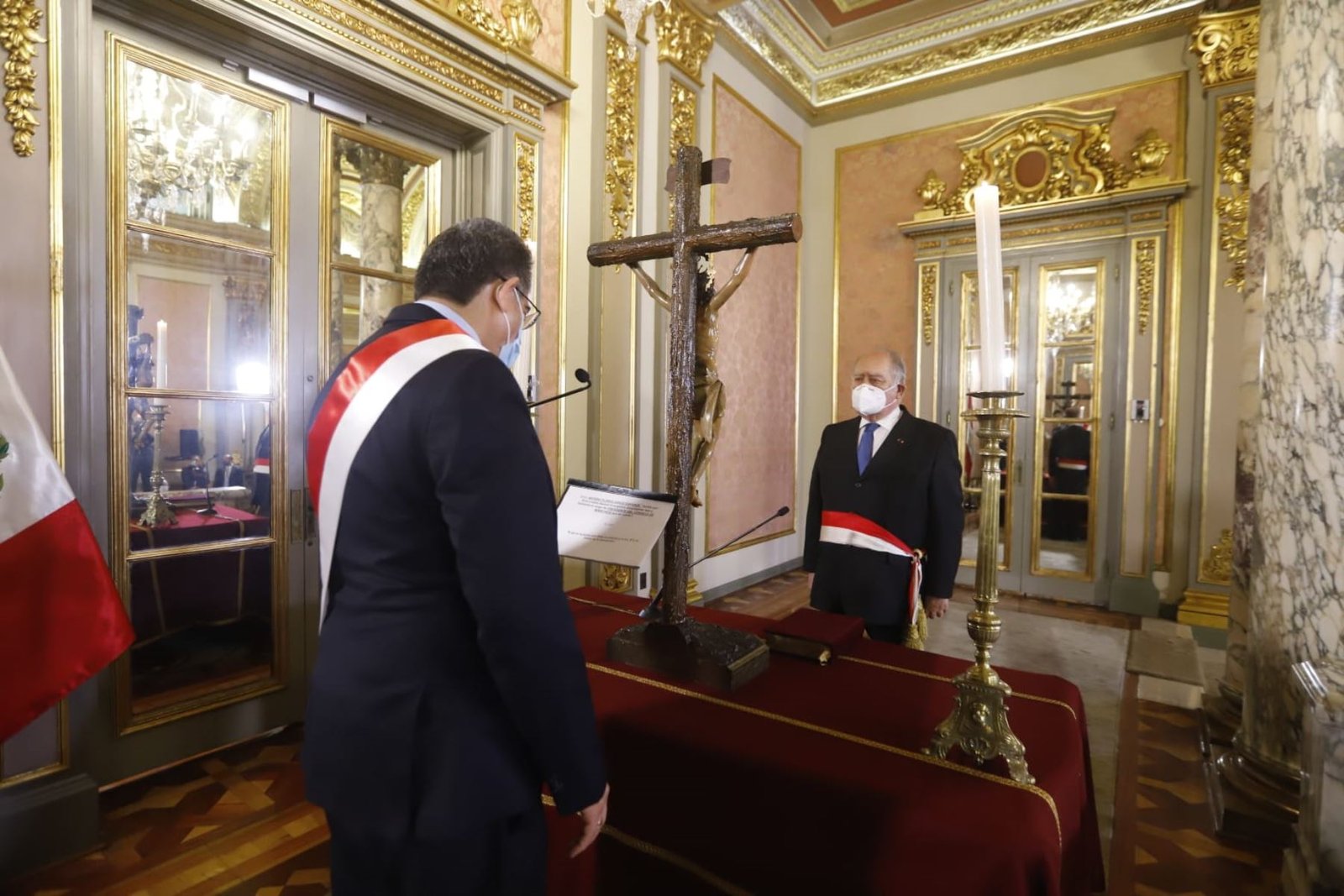 Ántero Flores Aráoz jura como presidente del Consejo de Ministros de Manuel Merino