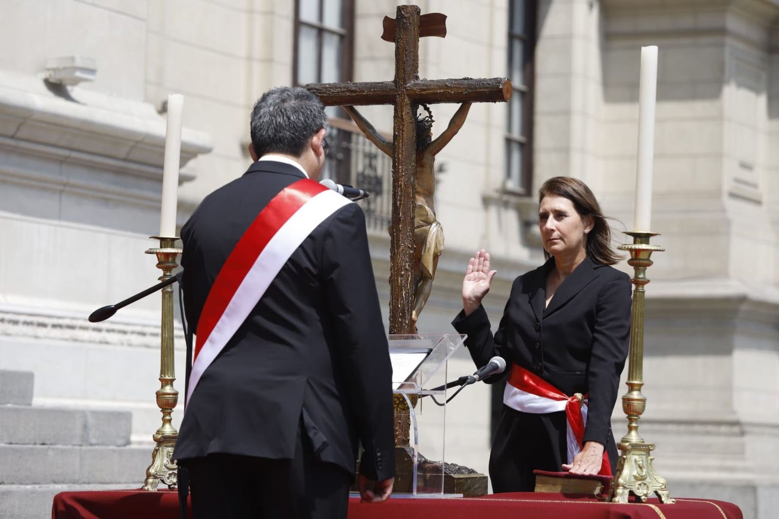 Patricia Teullet presenta su renuncia al Ministerio de la Mujer