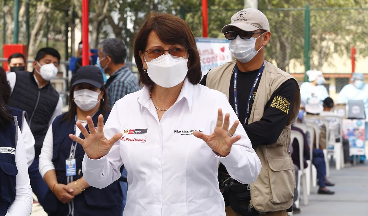 Ministra Mazzetti preocupada porque sistema de salud sigue debilitado