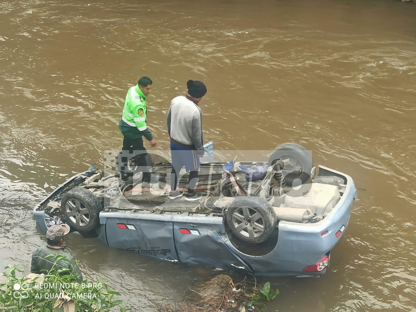 Caída de auto al río Huallaga deja un muerto y dos heridos