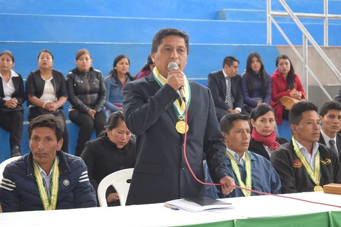 Desestimaron pedido de vacancia contra alcalde provincial de Pachitea