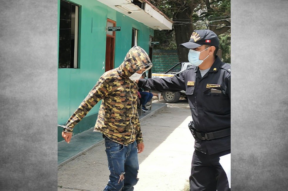 Piden prisión para mototaxista cómplice de falsos policías que asaltaban a transeúntes