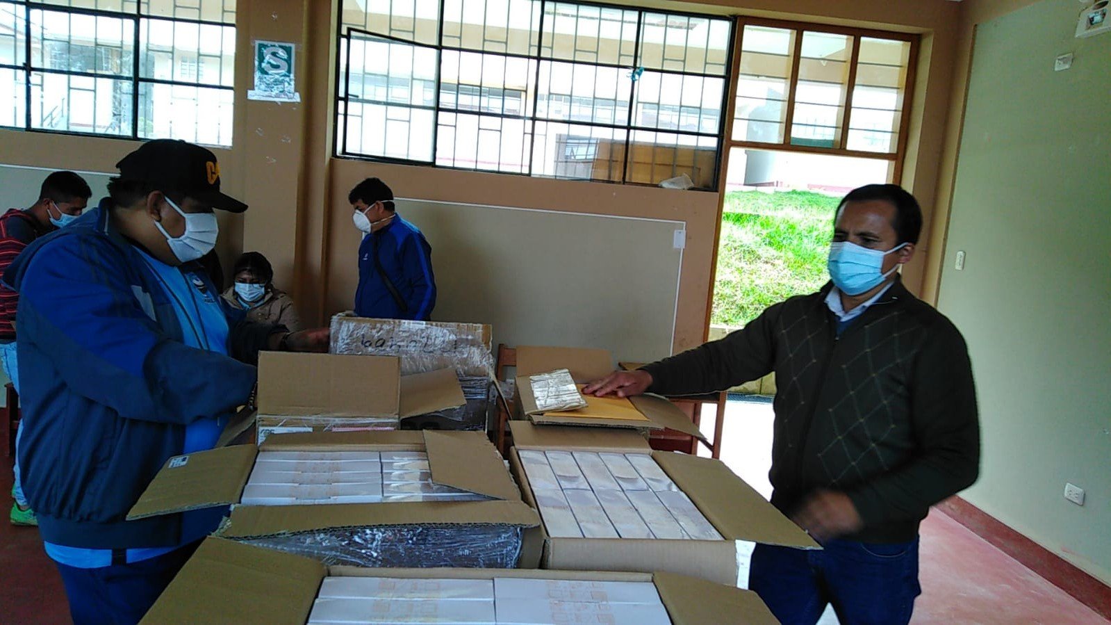 Ministerio de Educación entrega 59,070 tablets para escolares y docentes de Huánuco