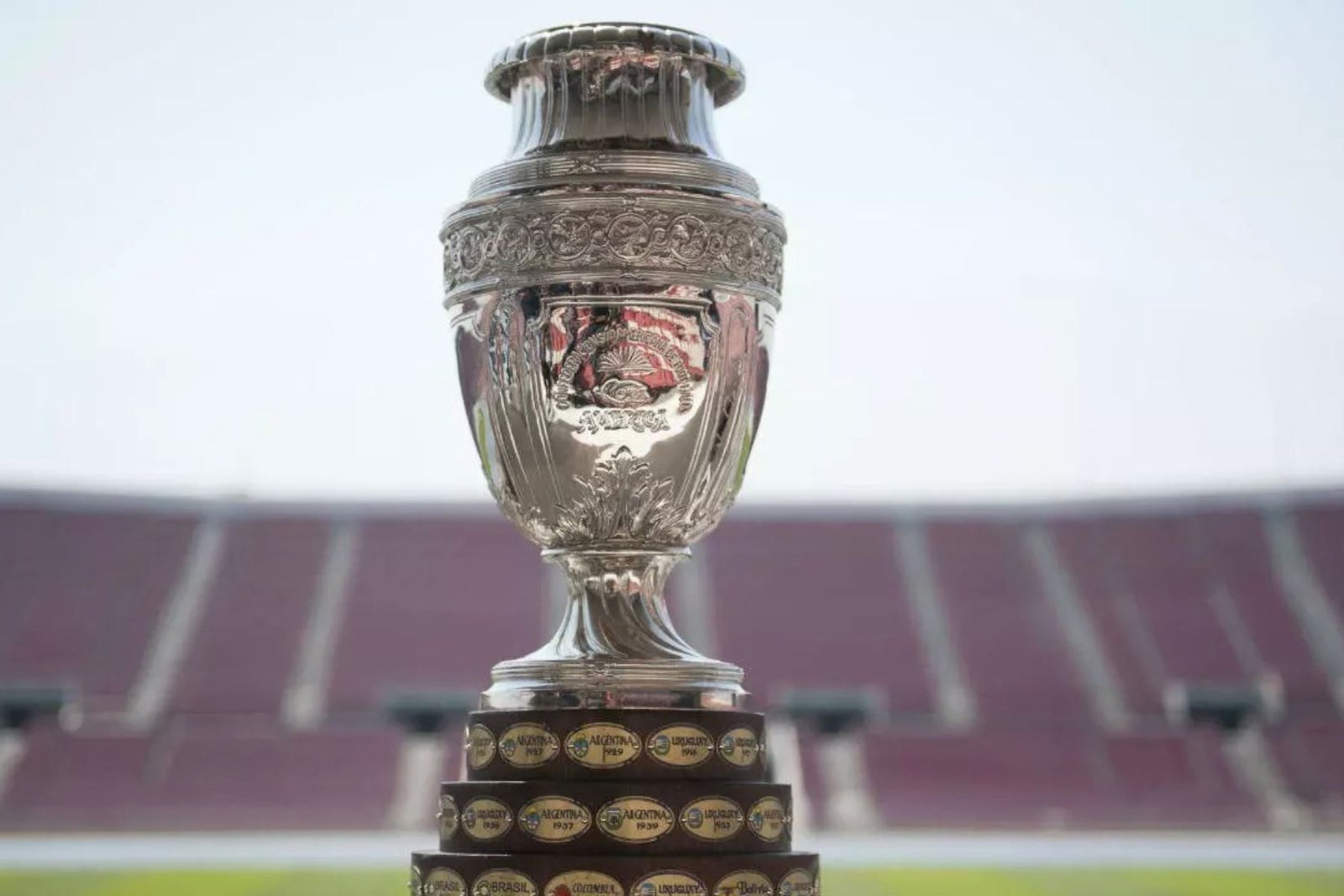 Conmebol exige vacuna contra el covid-19 para participar en Copa América