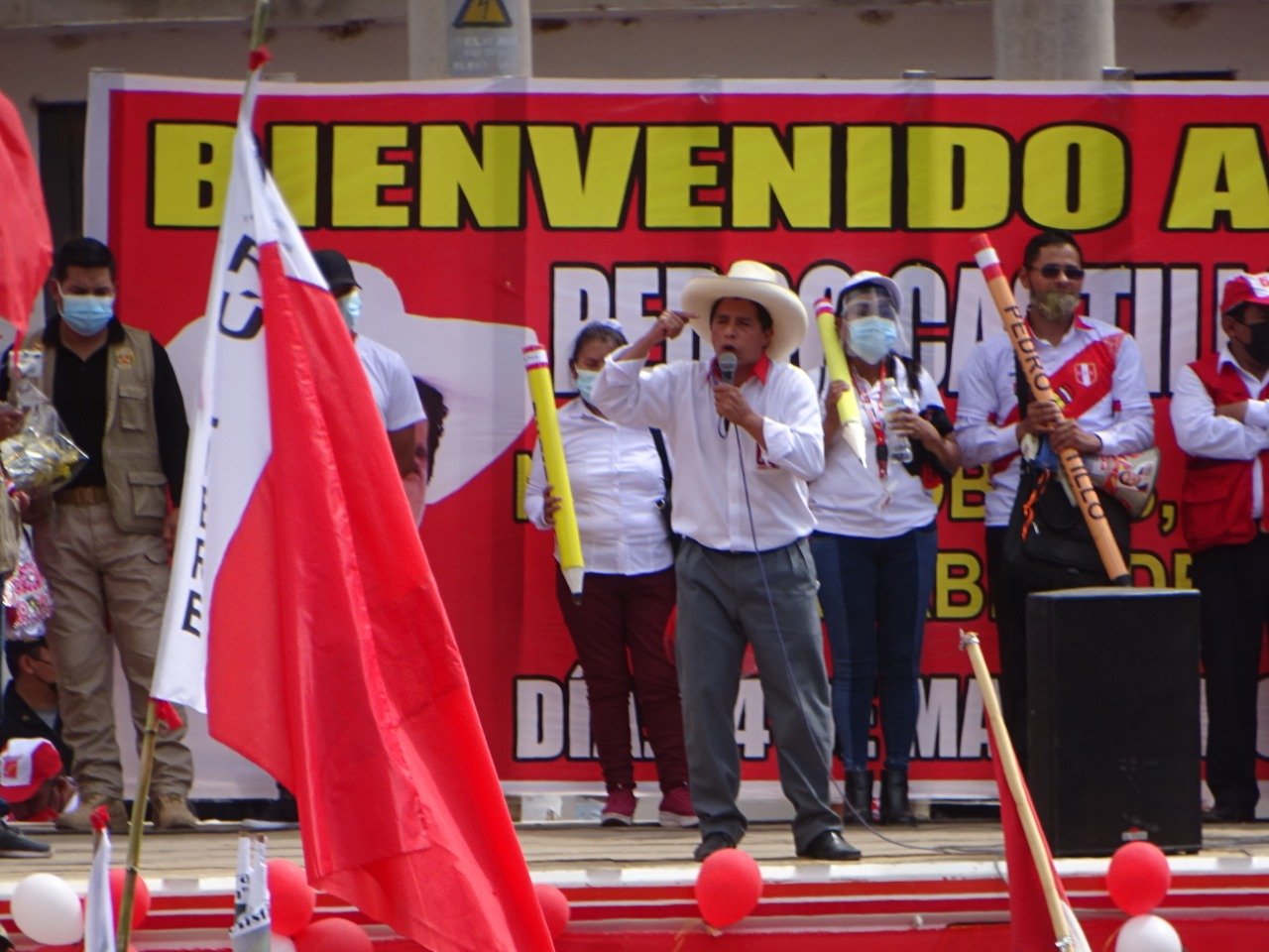 Pedro Castillo condena ataque en el Vraem y pide sanción para los responsables