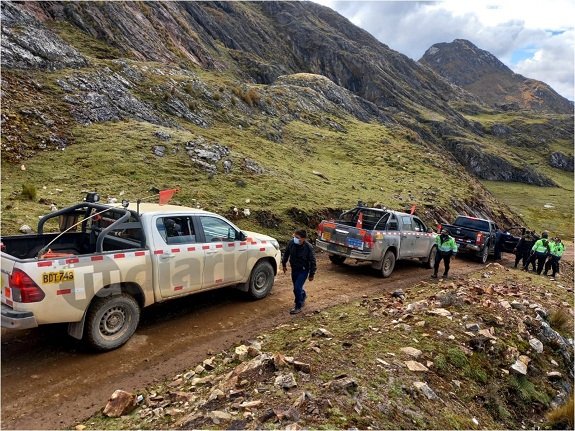 Fiscales y policías fueron retenidos en el poblado de Quío en Ambo