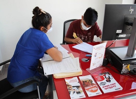 MTPE lanza convocatoria de 3000 becas para jóvenes sin empleo formal y que estén estudiando