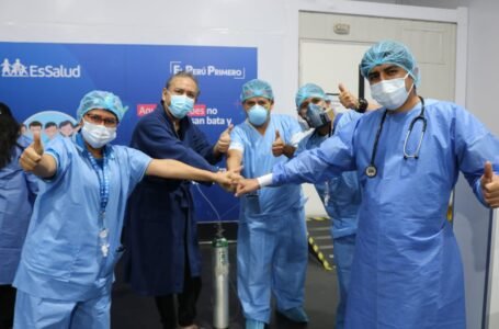 Médicos de EsSalud Huánuco salvan a hombre que tenía 95% de su pulmón afectado por el Covid-19