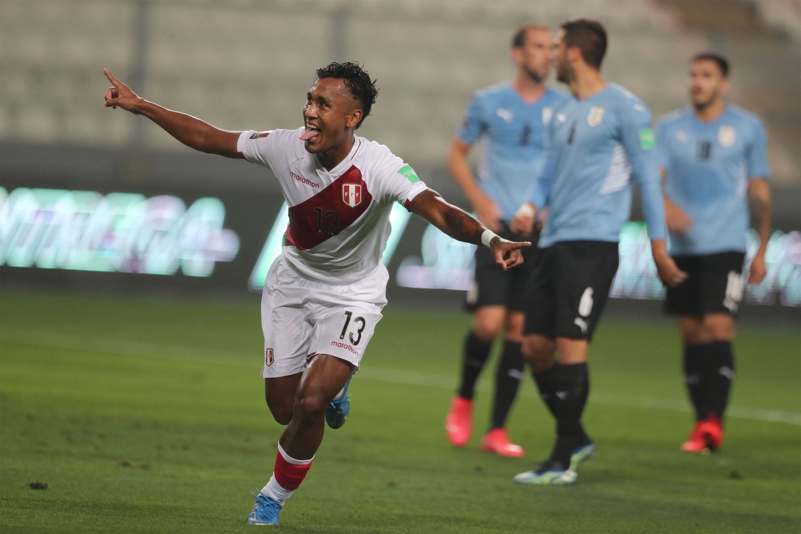 Renato Tapia hizo un golazo, pero no pudieron sostener y Perú igualó 1- 1 con Uruguay