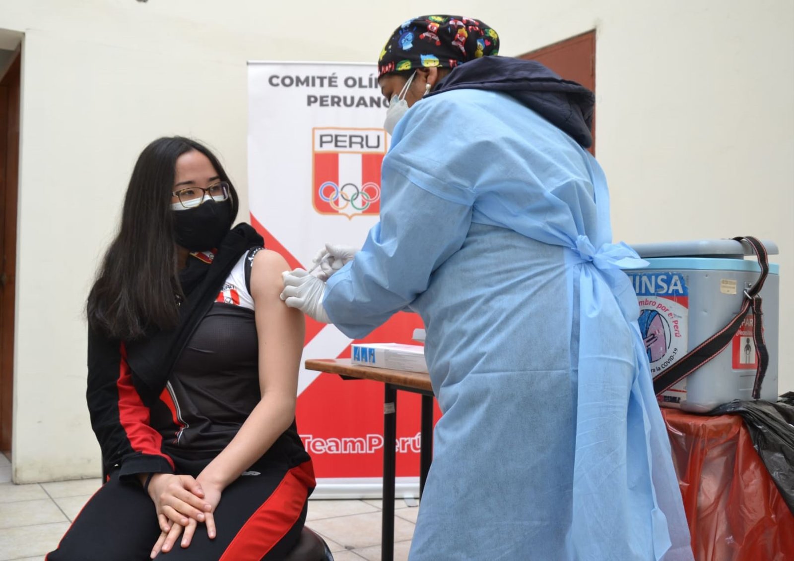 Deportistas se vacunan para competir en los Panamericanos Junior Cali Valle 2021