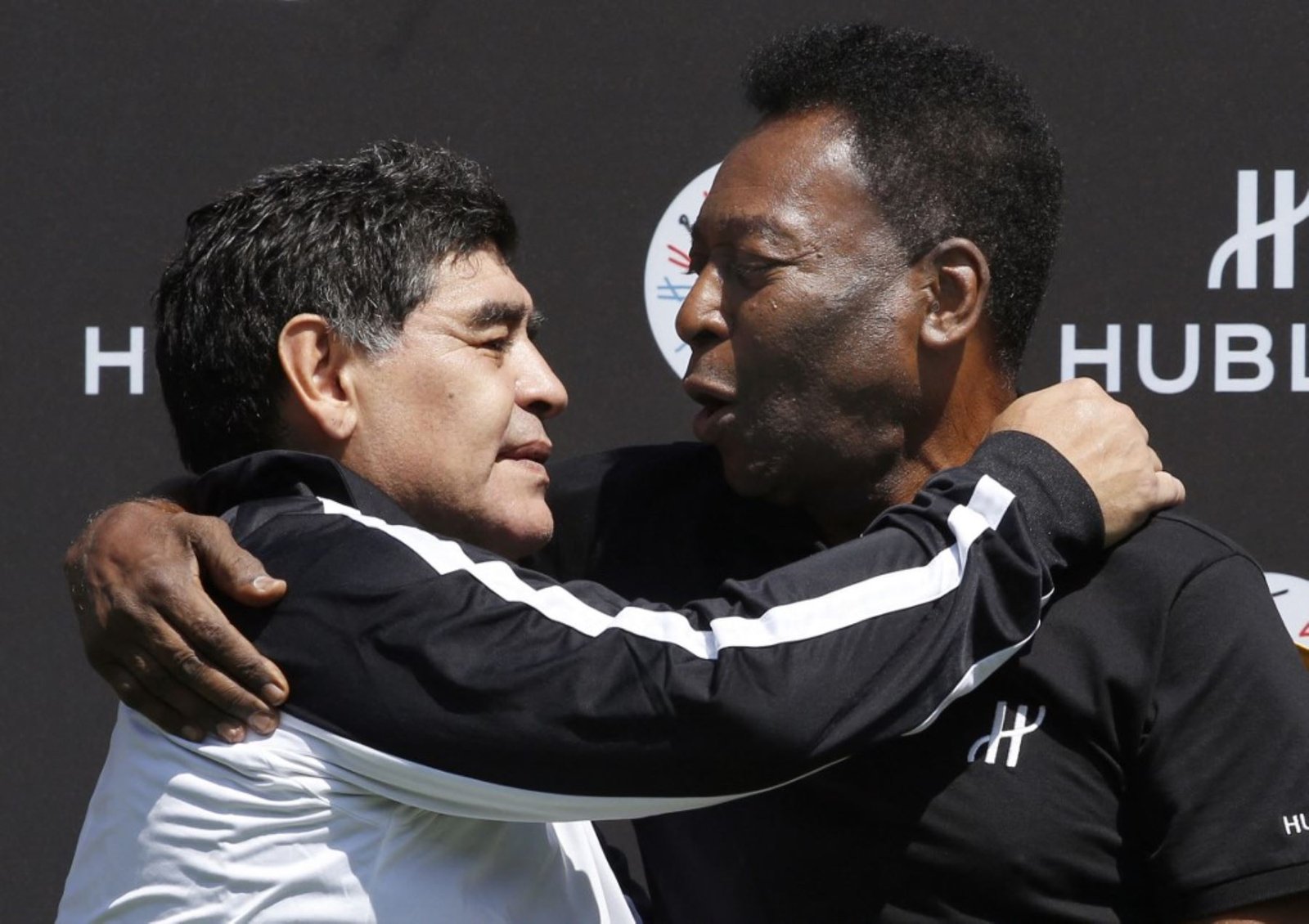 Pelé se acuerda de Maradona: “Un año sin Diego. Amigos para siempre”