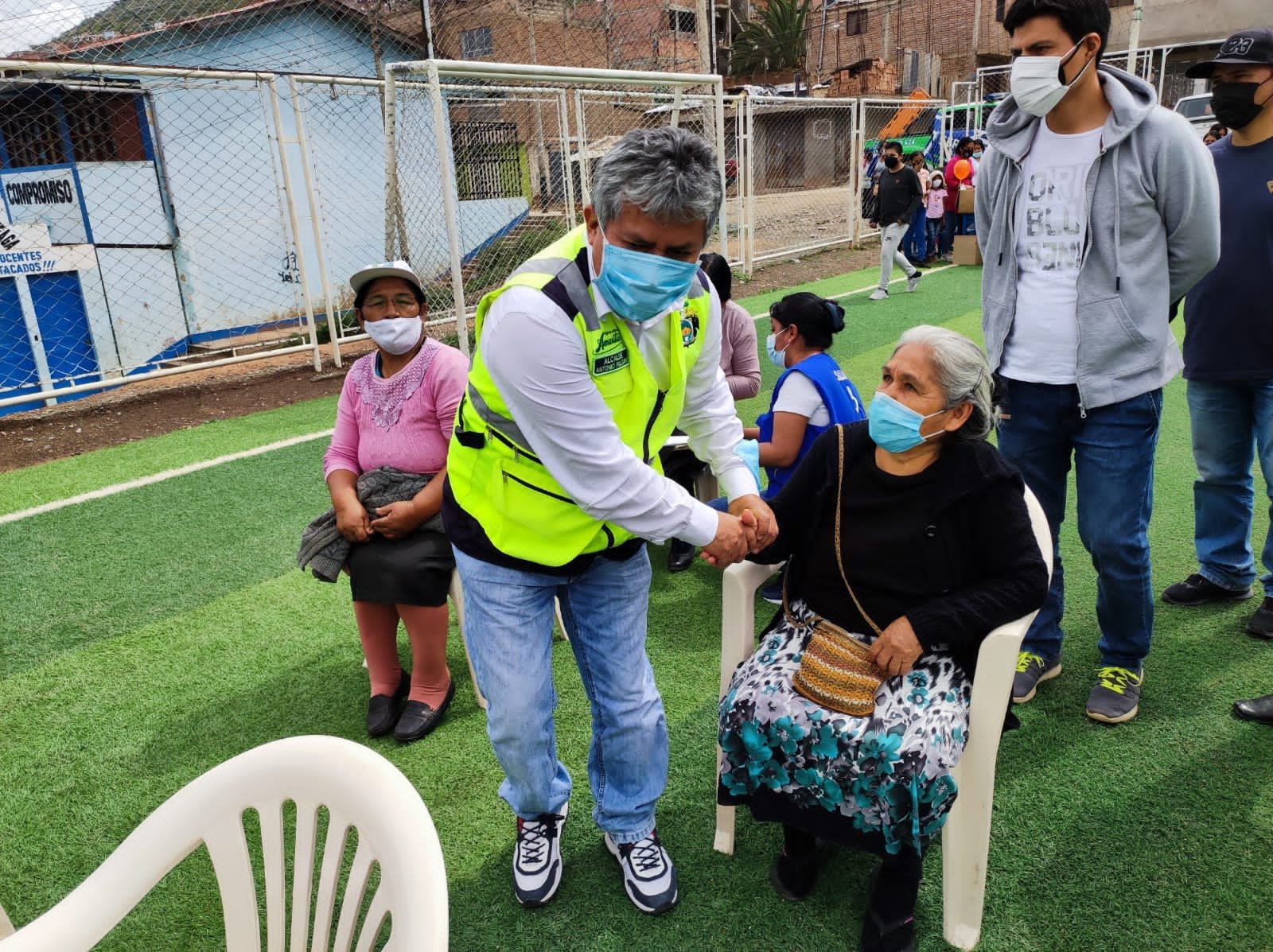 Amarilis: con Barrio Seguro realizan campaña médica en San Luis