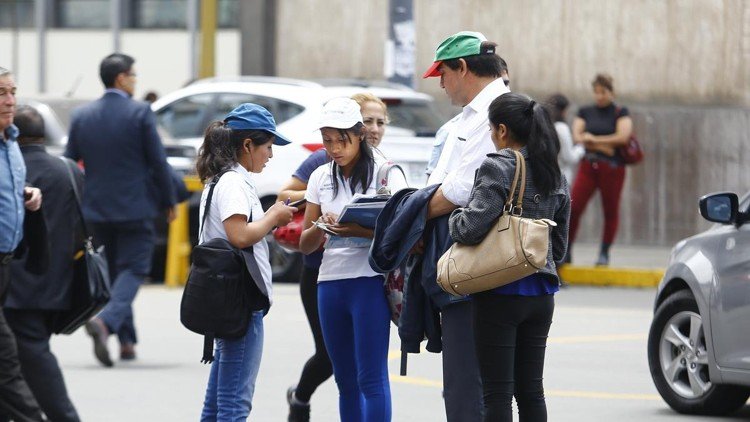 Está prohibida venta de chips de teléfonos móvil la vía pública