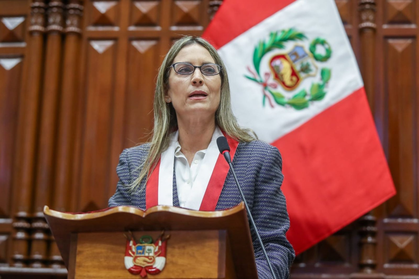 Cancillería pide informe a embajada de Perú en España sobre expresiones de presidenta del Congreso