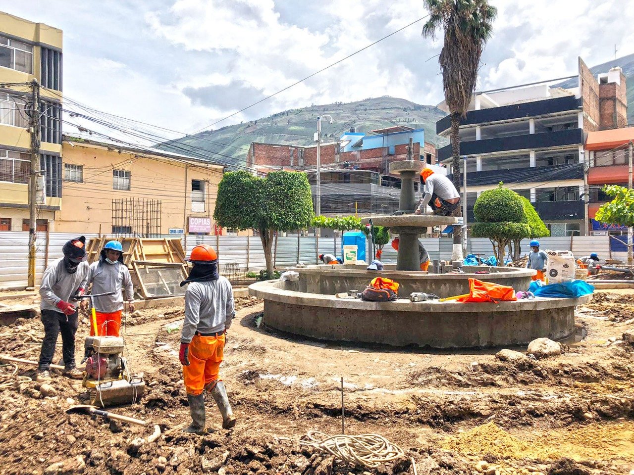 Construyen pileta estilo colonial y mejoran monumento de Leoncio Prado en plazuela Cartagena