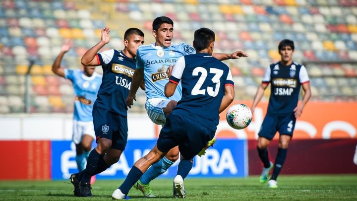 Postergan inicio de la Liga 1 por casos Covid en clubes peruanos