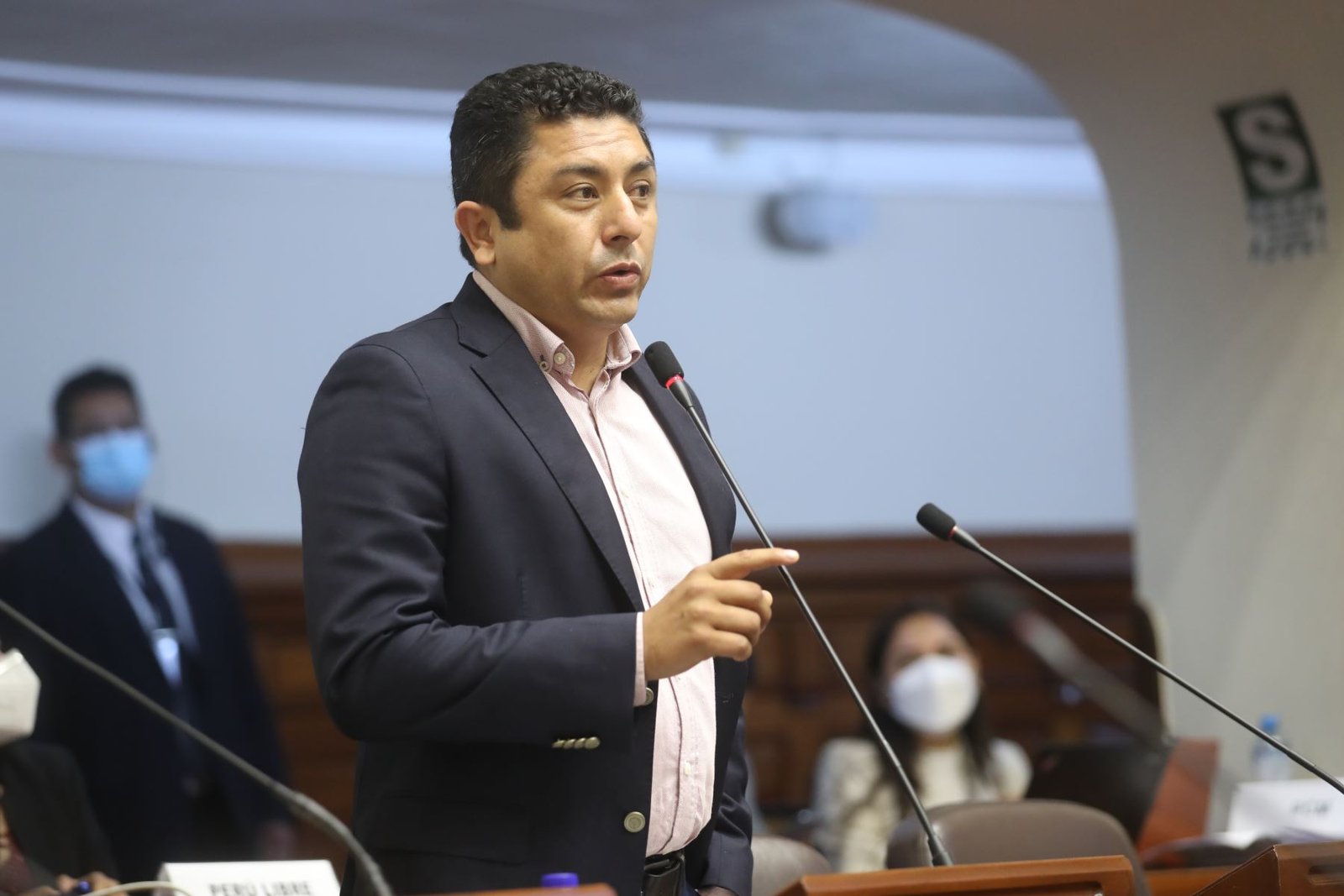 Congresista Bermejo confía en que sectores sensatos den voto de confianza a Gabinete