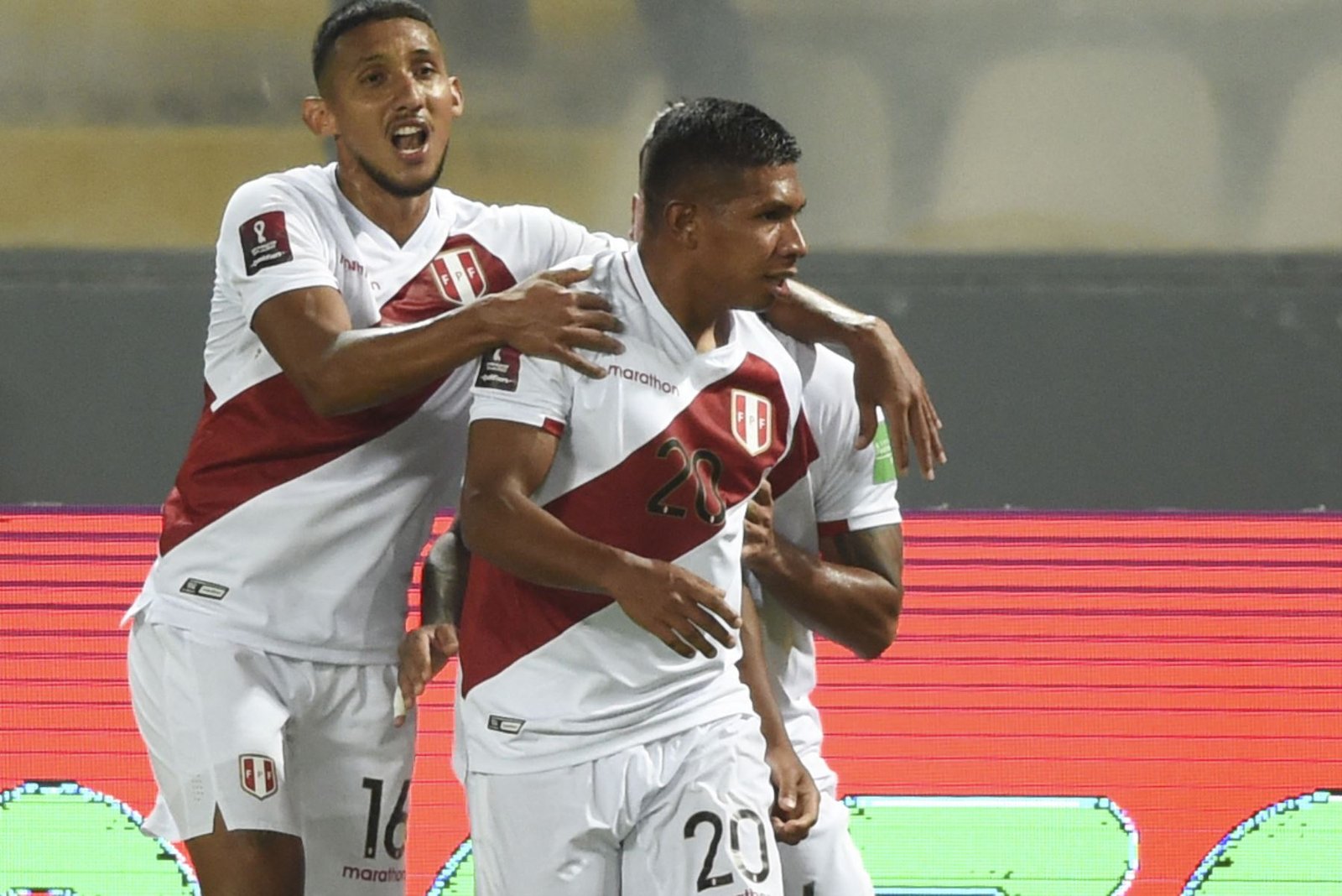 Perú empató 1-1 ante Ecuador y baja a la zona de repechaje