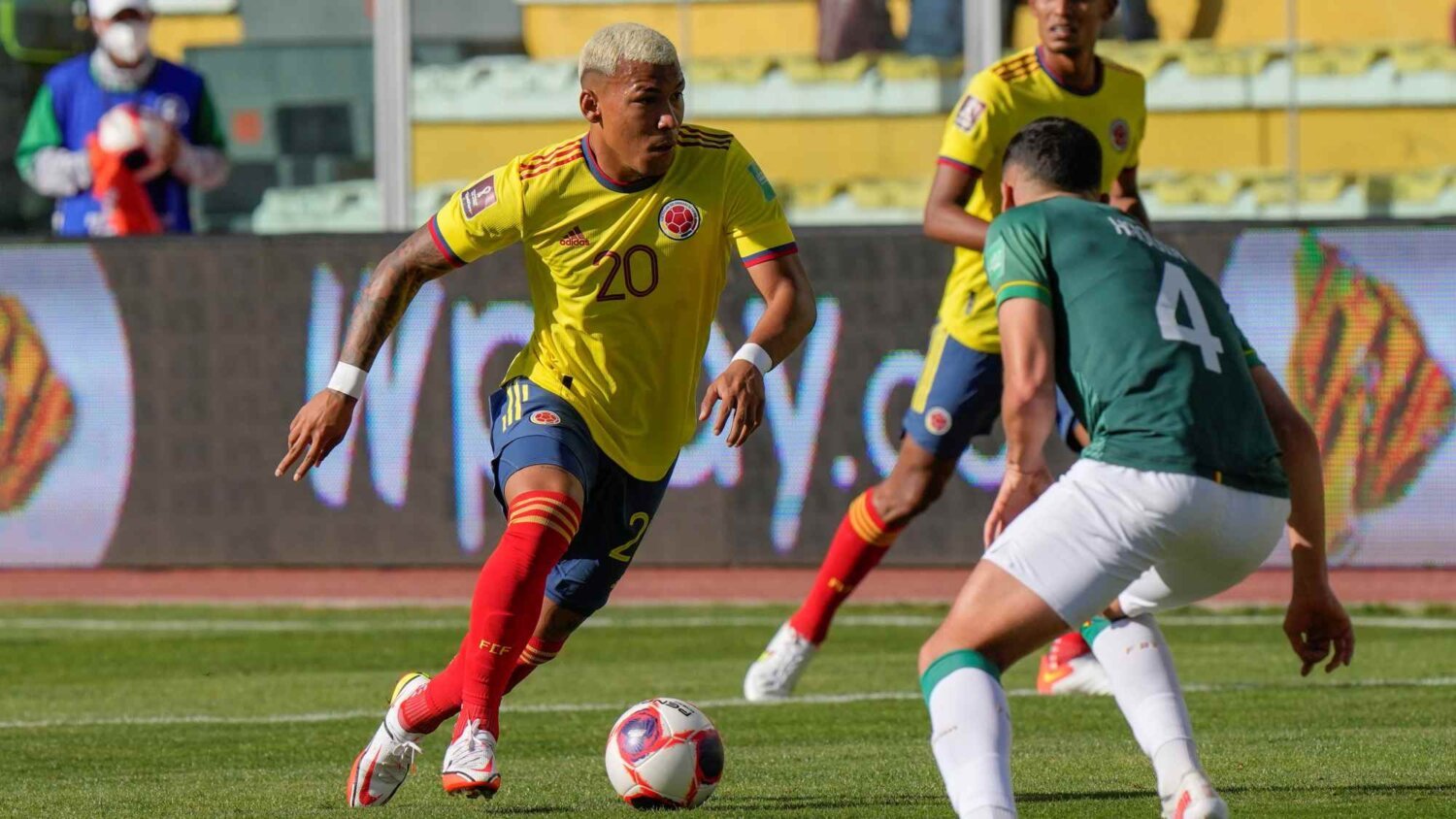 Colombia recibe a una Bolivia eliminada