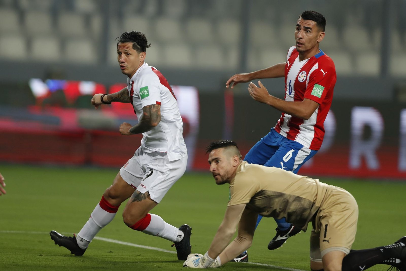 Con dos golazos ante Paraguay, Perú está a un partido de Qatar 2022