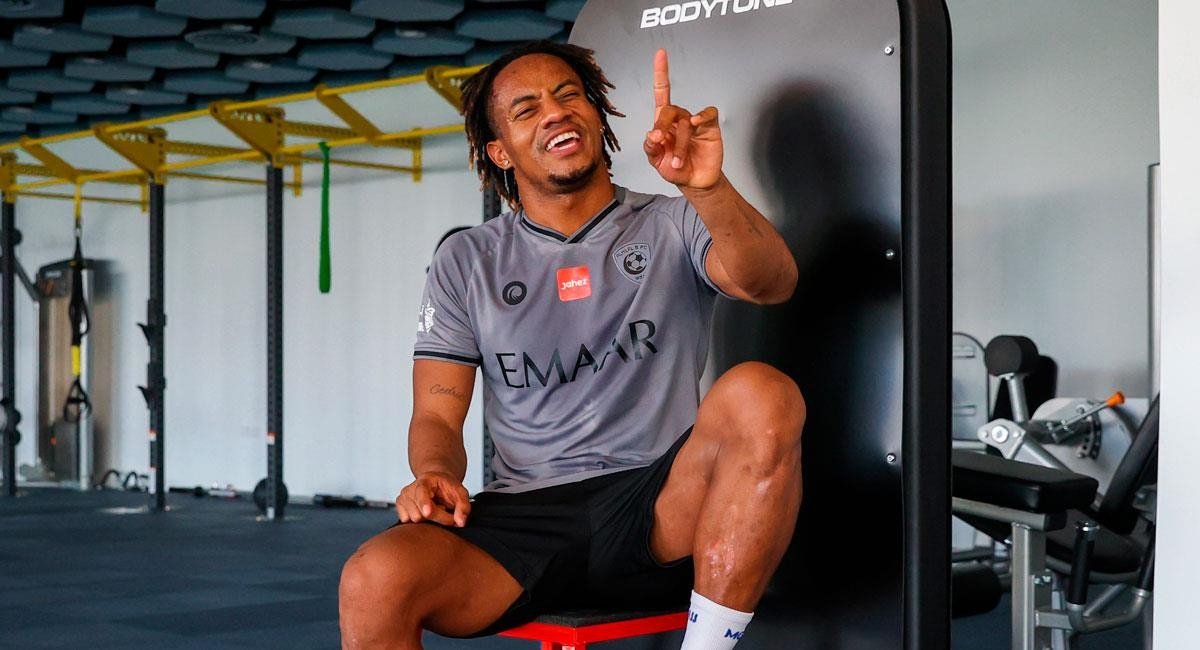 André Carrillo avanza en su recuperación