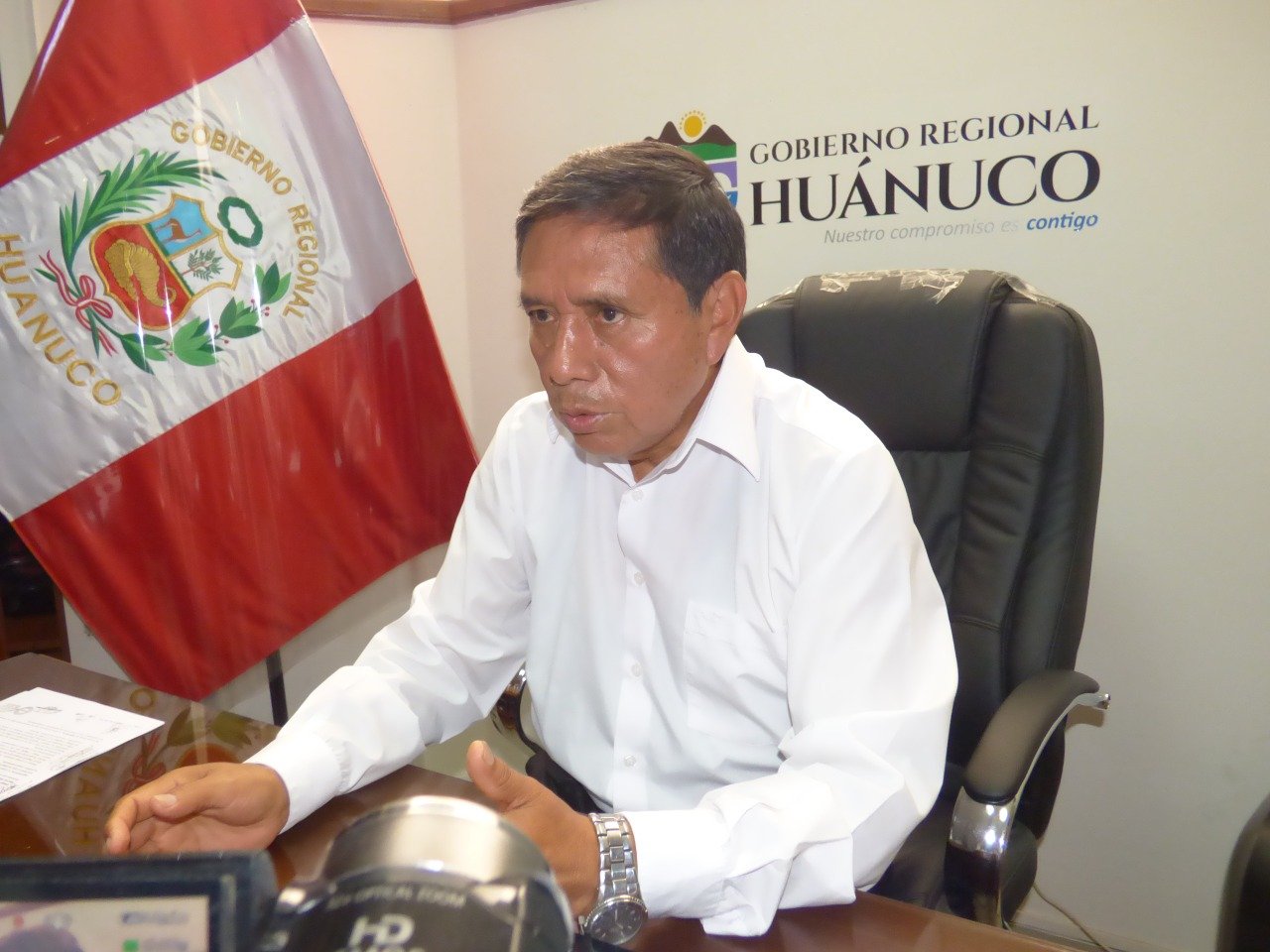 Erasmo Fernández anuncia a funcionarios que lo acompañarán en su gestión como gobernador regional de Huánuco