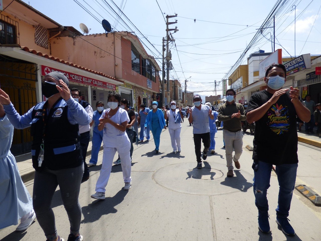 Trabajadores del Hospital Regional Hermilio Valdizán reclaman pagos de sus haberes