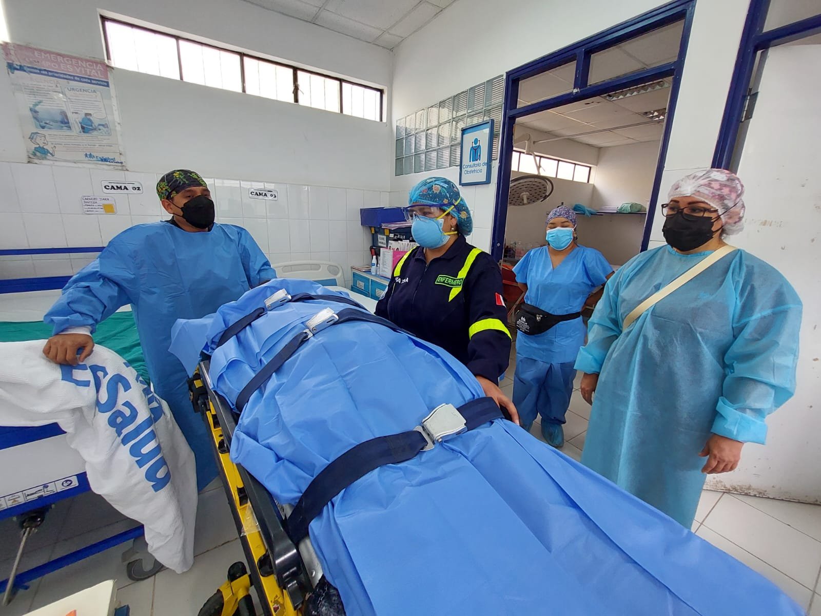 EsSalud Huánuco: trasladan a una gestante y un docente en ambulancia aérea para salvarles la vida