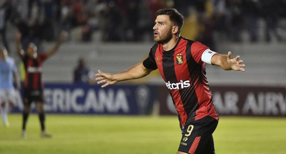 Melgar juega hoy en el Centenario de Uruguay