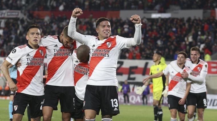 River goleó  Colo Colo y jugará con Alianza Lima