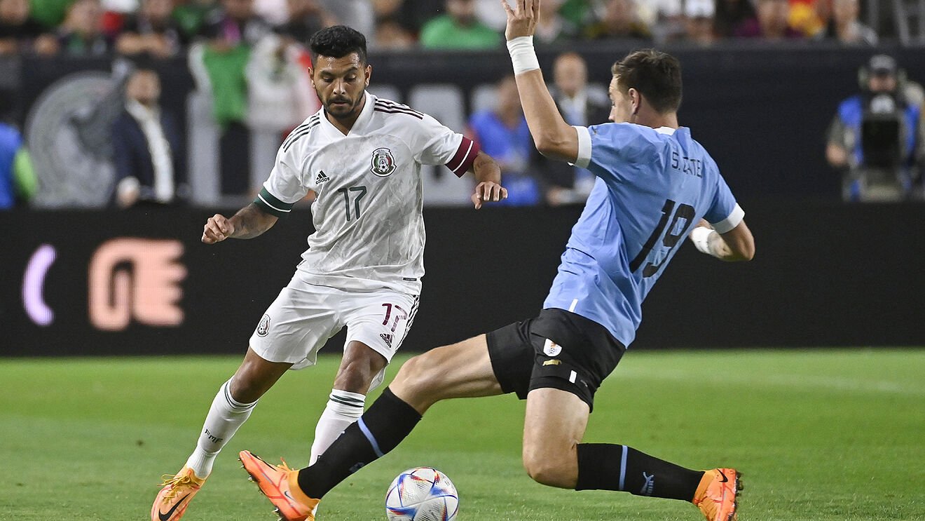 Uruguay goleó a México en amistoso