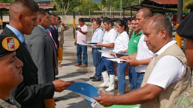 Certifican en actividades productivas a 60 soldados del Ejército del Perú en Tingo María