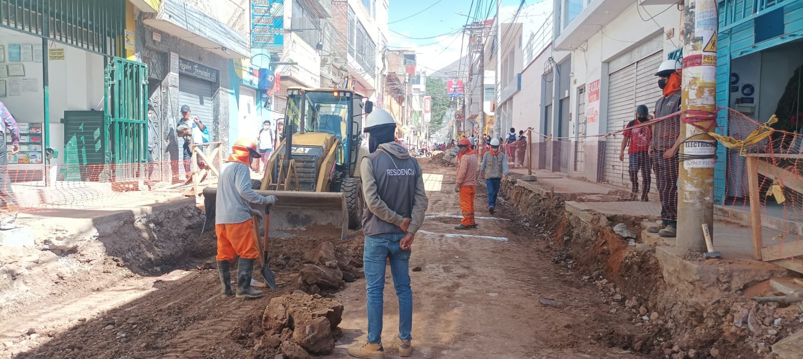 Construcción de pistas y veredas en centro de la ciudad de Huánuco tiene un 70 % de avance