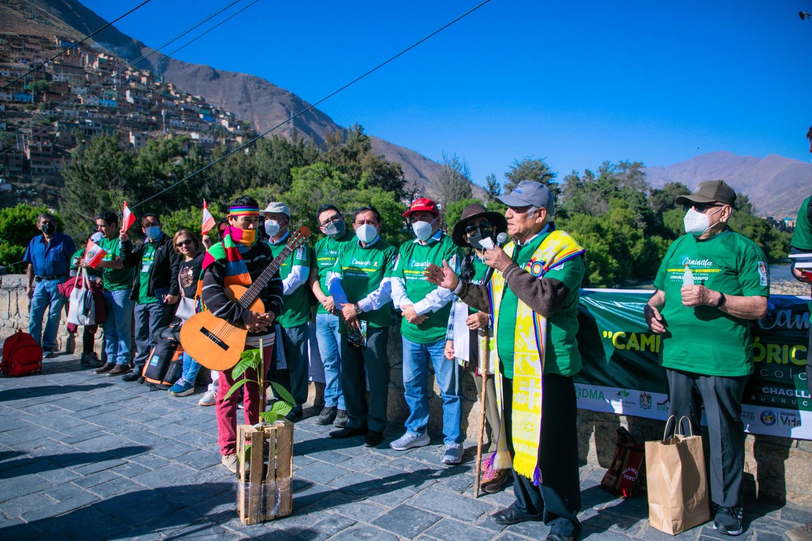 50 caminantes partieron de Huánuco para recorrer 110 kilómetros hacia Pozuzo