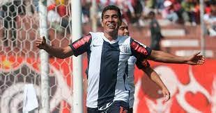 Paolo Hurtado firma con Alianza Lima