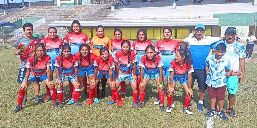 Academia de Aucayacu campeón del fútbol femenino