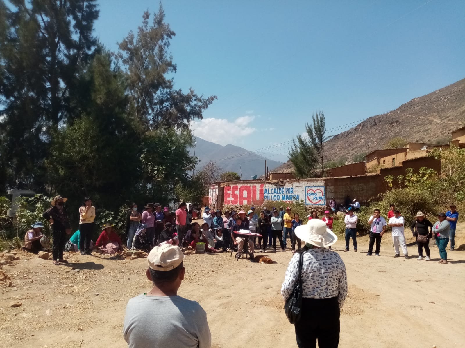 Pobladores de Marabamba piden rendición de cuentas de su alcalde