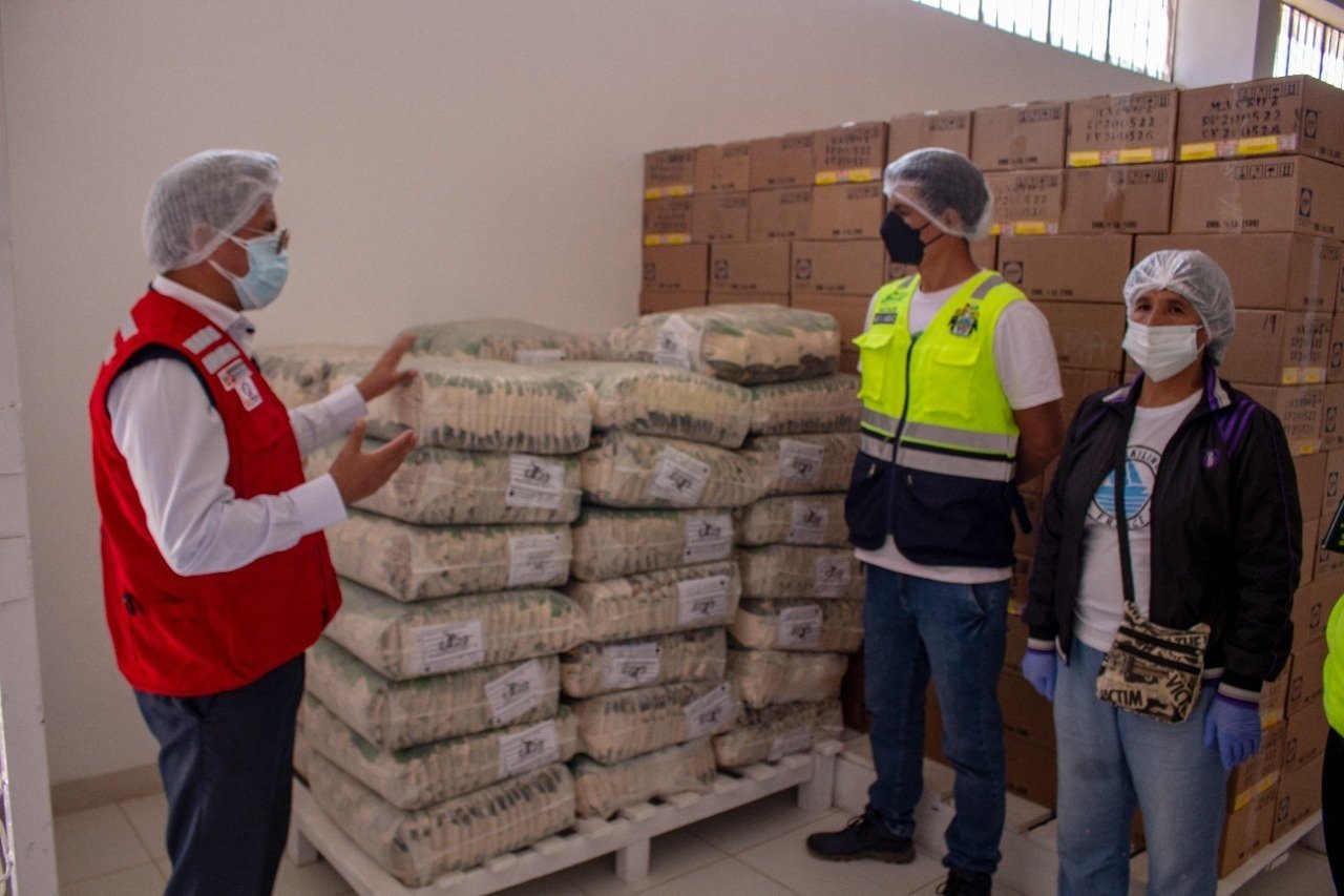 Entregan 310 toneladas de alimentos para 62 ollas comunales en Huánuco y Amarilis